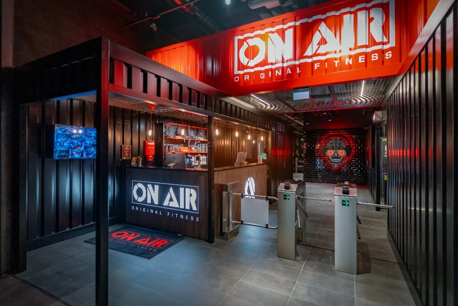 Restructuration de cellule commerciale en club de fitness &laquo;&nbsp;On Air&nbsp;&raquo; &agrave; Nantes (44) et Paris Clignancourt (75).

Ma&icirc;tre [......]