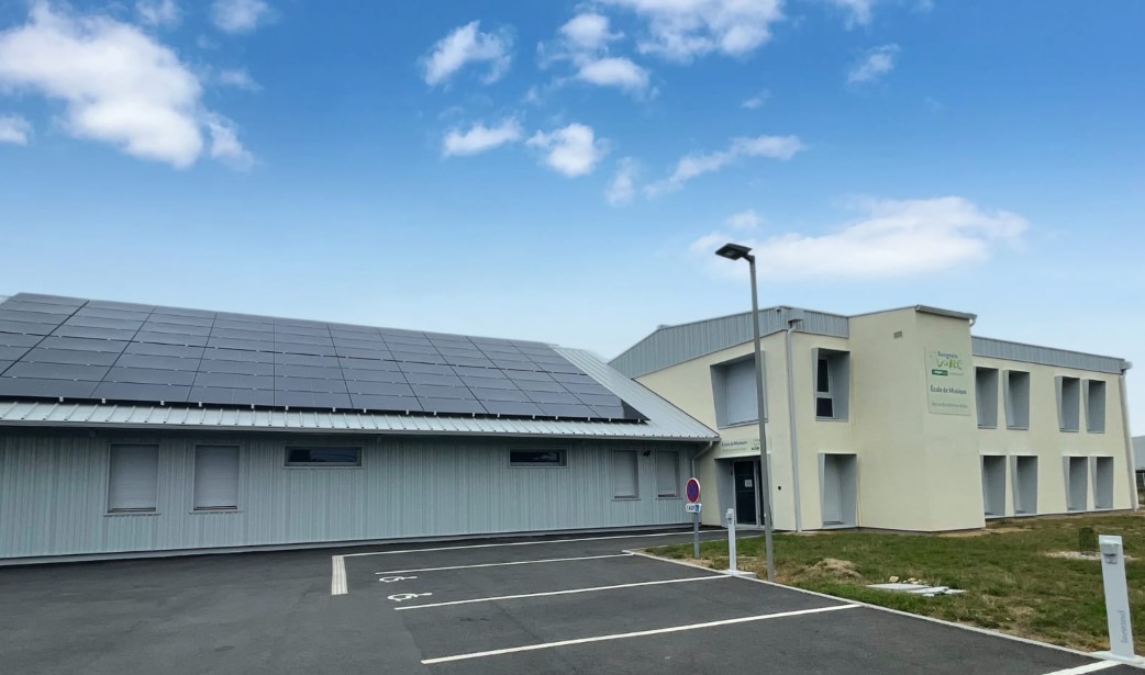 Construction d&rsquo;un p&ocirc;le assainissement et r&eacute;habilitation d&rsquo;un b&acirc;timent pour une &eacute;cole de musique &agrave; Beaufort [......]