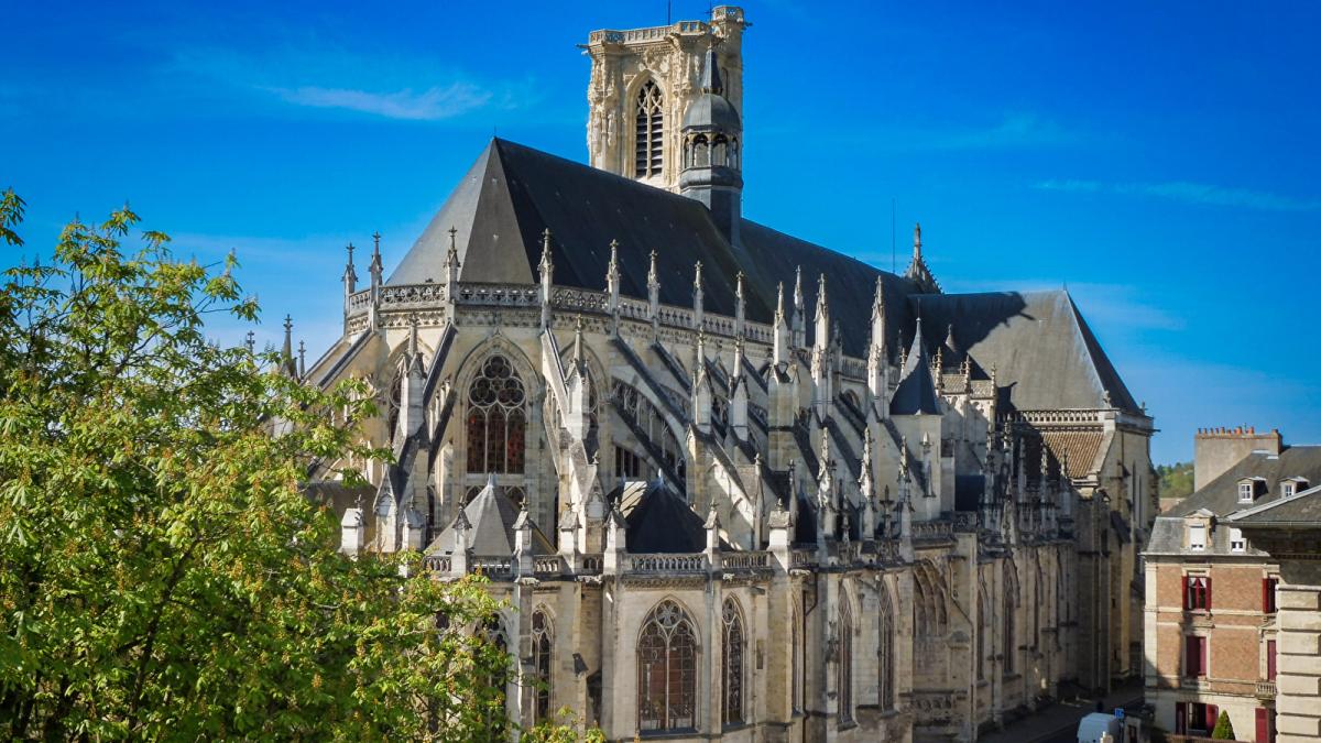 Ma&icirc;tre d'ouvrage&nbsp;: &nbsp;Direction&nbsp;r&eacute;gionale des&nbsp;affaires culturelles&nbsp;de Bourgogne-Franche-Comt&eacute;

Equipe [......]